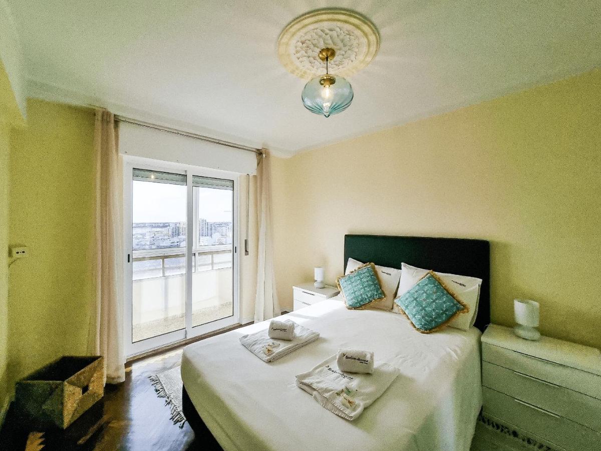 Appartamento Flh Faro Family Flat With Balcony Esterno foto